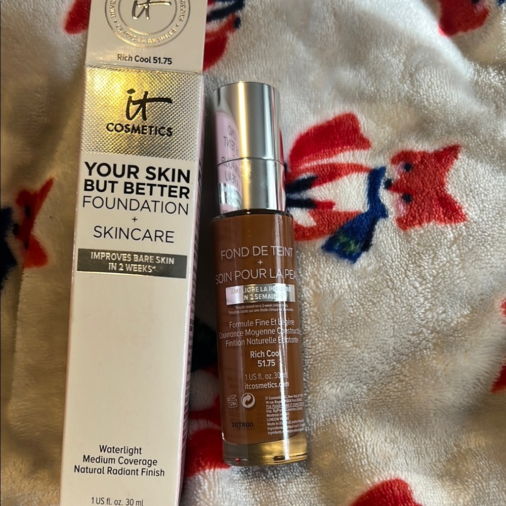 IT Cosmetics Foundation Brown Silver Skincare Benefits